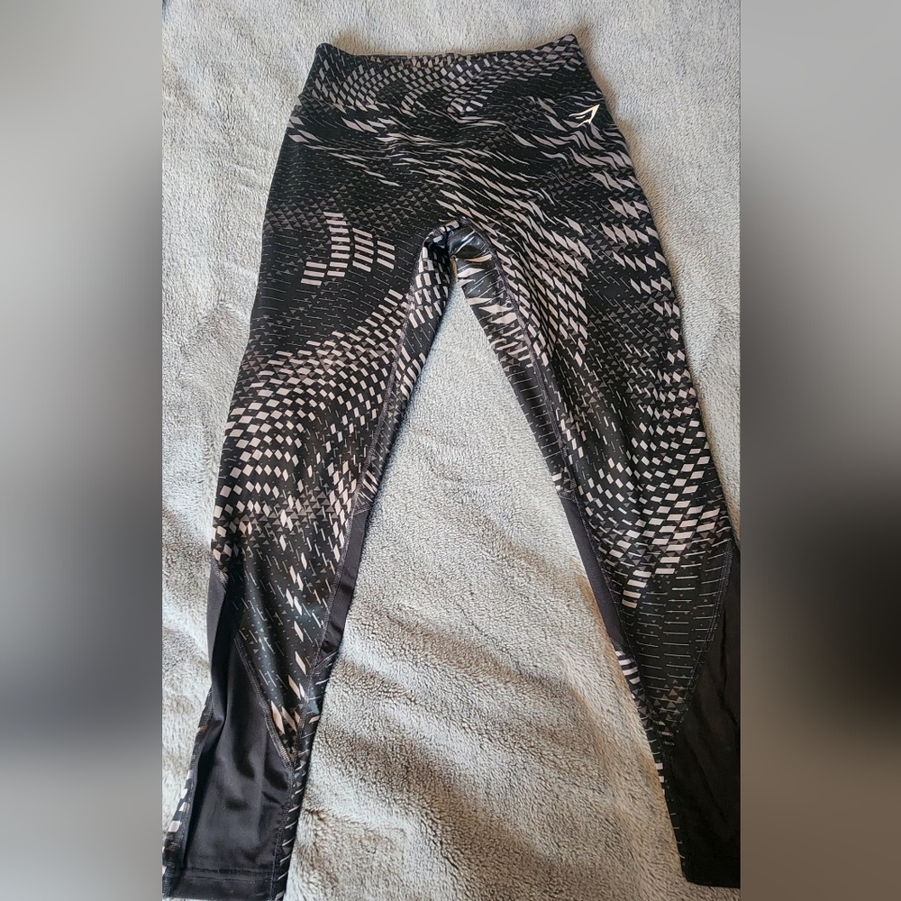 Gymshark Black & Light Gray Abstract Print High-Rise Leggings With Mesh Details